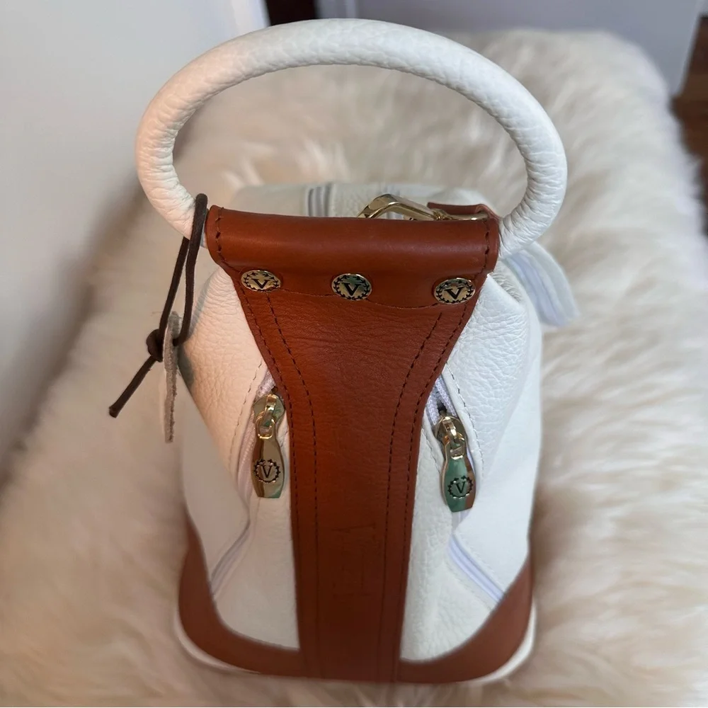 NWOT Italian White Brown Embosed Leather Convertible Backpack / Handbag w/Zipper